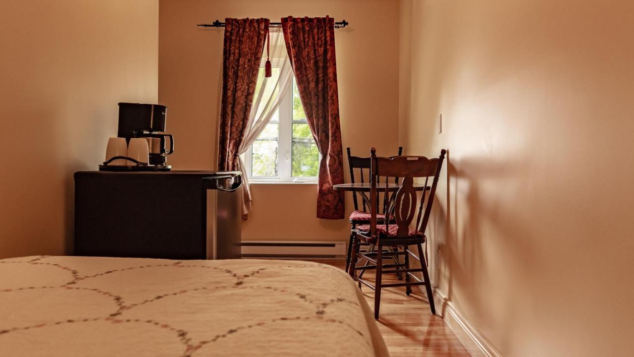Auberge Akamaraska Kamouraska Esterno foto